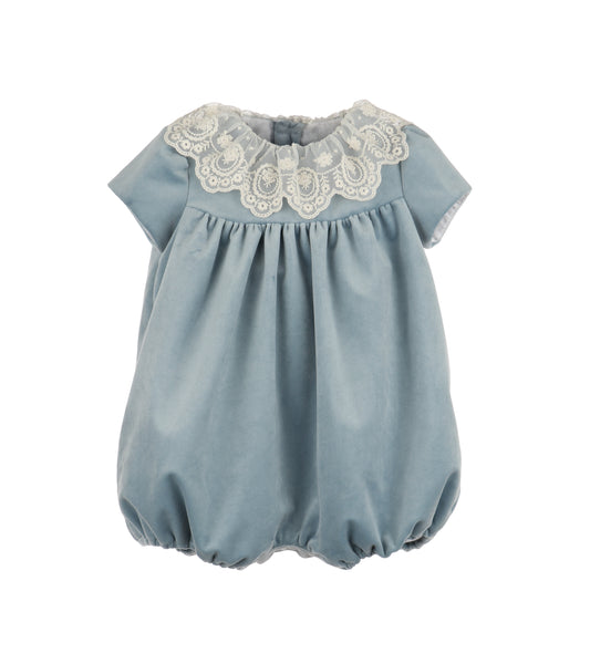 Blue Velvet Girl Bubble