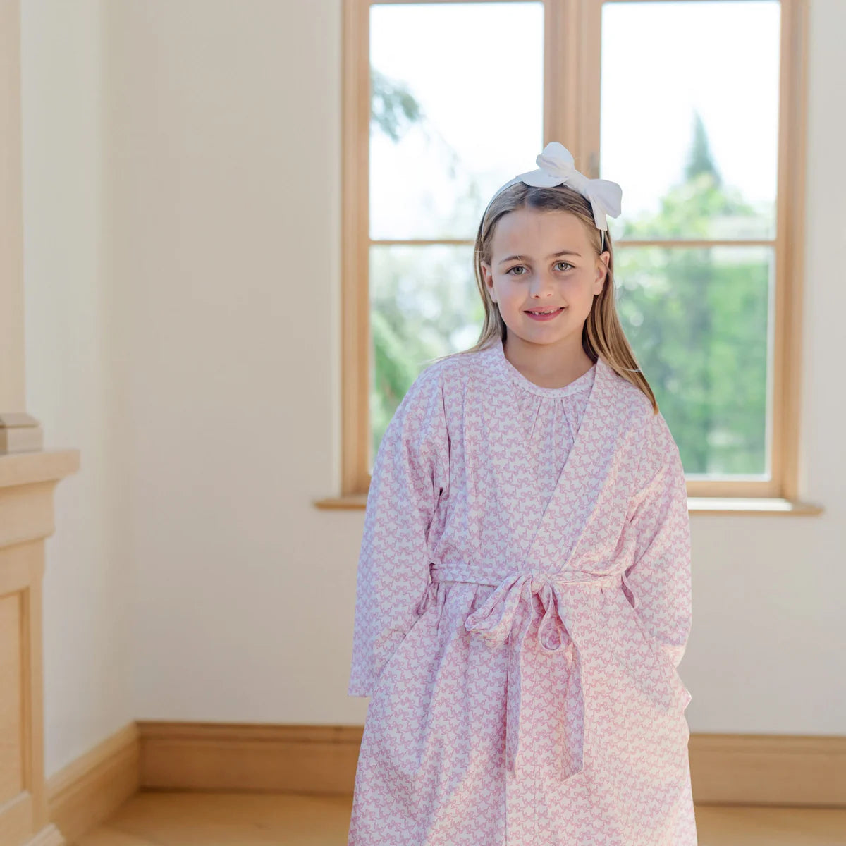 Gwen Girls' Spa Wrap- Pretty Pink Bows